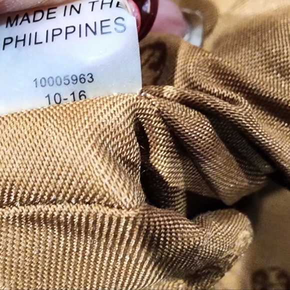 Tory Burch Ivy Slouchy Pebbled Leather Convertible Bag (16"Wx11.5"H) - Picture 16 of 17